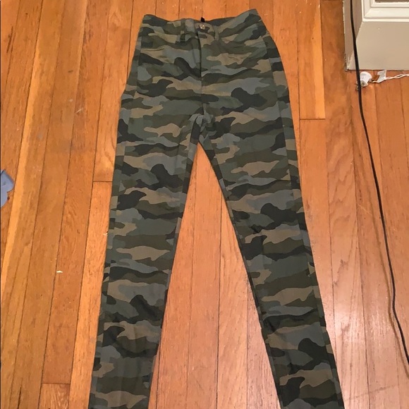 Never been worn H&M skinny jeans - Picture 1 of 2